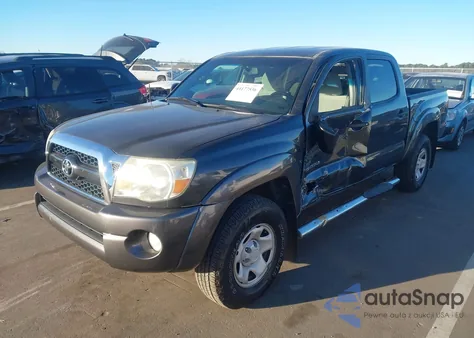 2011 Toyota Tacoma Prerunner V6 z USA, uszkodzony, nr VIN 3TMJU4GN6BM112495